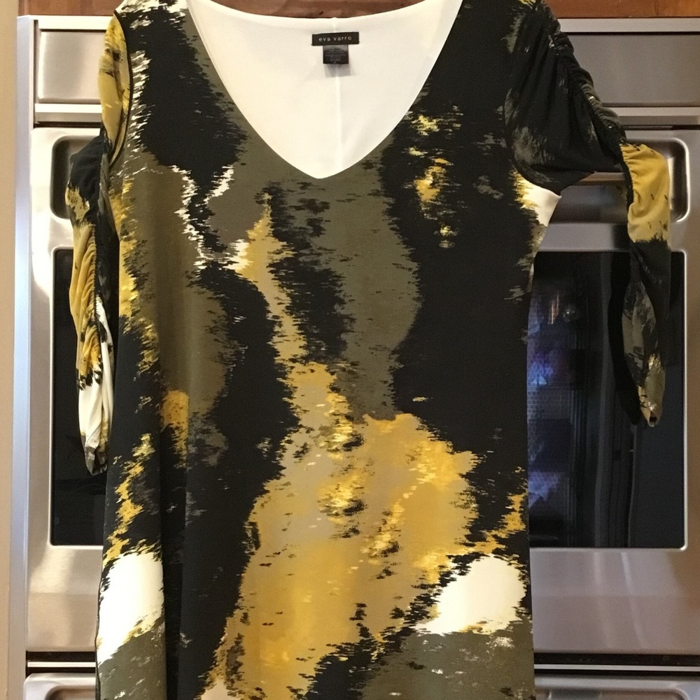 L Black White and Yellow Tunic Eva Varro